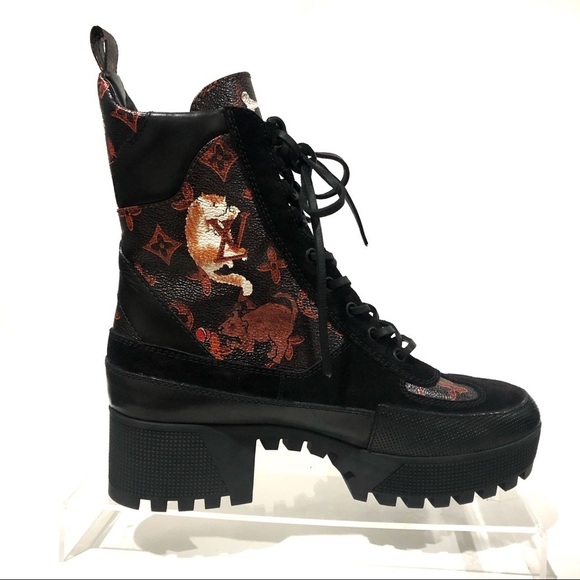 Auth Louis Vuitton Rare Limited Edition Catogram Laureate Combat Boots Booties - Picture 6 of 12